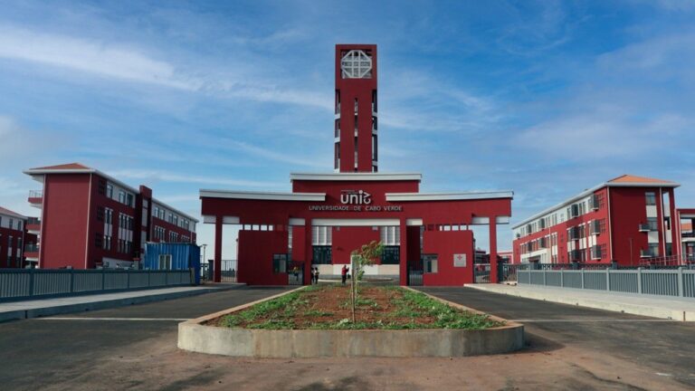 Dia Mundial da Saúde: Cabo Verde discute a Ética da Investigação em Conferência Internacional Dia Mundial da Saúde: Cabo Verde discute a Ética da Investigação em Conferência Internacional