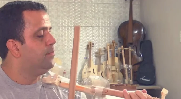 Instrumento Sustentável de R$ 35 Revoluciona Acesso à Educação Musical em Caruaru