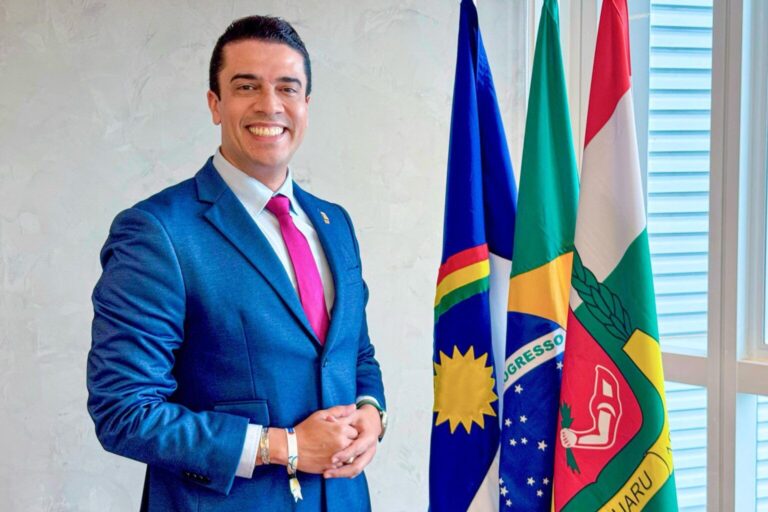 Mudanças Impactantes na Câmara de Caruaru: Rodrigo Anuncia Novas Composições