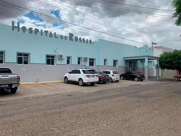 Prefeitura de Russas Investe em Saúde: Novo Equipamento Cirúrgico e R$ 500 mil para Hospital Prefeitura de Russas Investe em Saúde: Novo Equipamento Cirúrgico e R$ 500 mil para Hospital