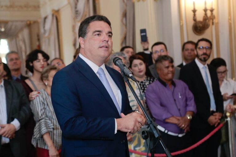 Túlio Vilaça: O Estrategista Político do Governo Raquel Lyra Túlio Vilaça: O Estrategista Político do Governo Raquel Lyra