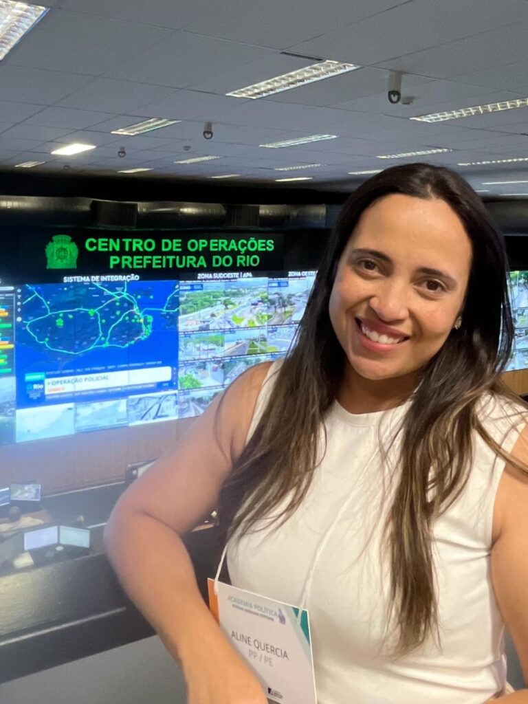 Vereadora Aline Representa Pernambuco em Formação Nacional sobre Gestão Inovadora Vereadora Aline Representa Pernambuco em Formação Nacional sobre Gestão Inovadora