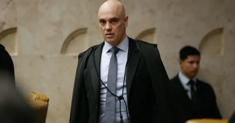 Crise Política e Judicial no STF: A Conflitante Relação entre Poderes