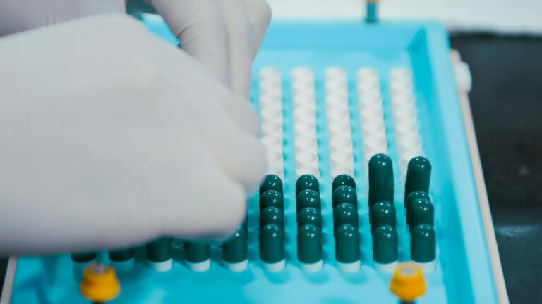 Soberania Nacional em Saúde: Fortalecendo a Indústria Farmacêutica Brasileira