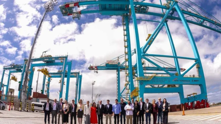 Suape inaugura terminal de R$ 2 bilhões e gera 43 mil empregos no Nordeste