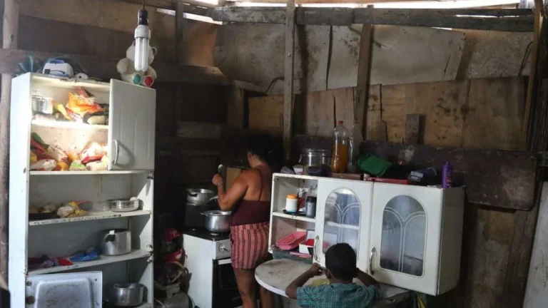 Redução da Pobreza em Pernambuco: Queda de 41% na Extrema Pobreza até 2025