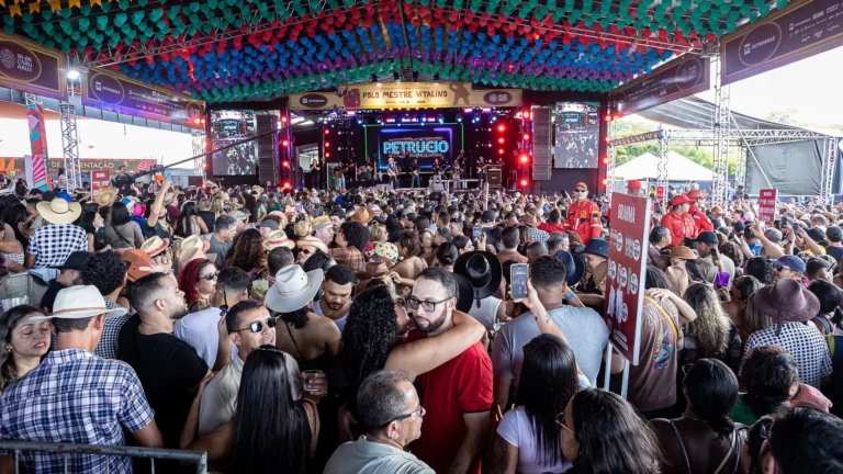 Alto do Moura encerra São João de Caruaru 2026 com forró, tradição e cultura popular