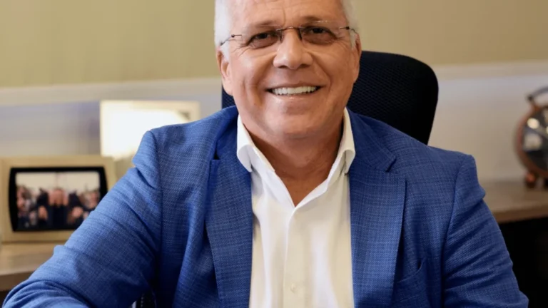 ACIC e Cambridge firmam parceria para fortalecer empresas familiares em Caruaru