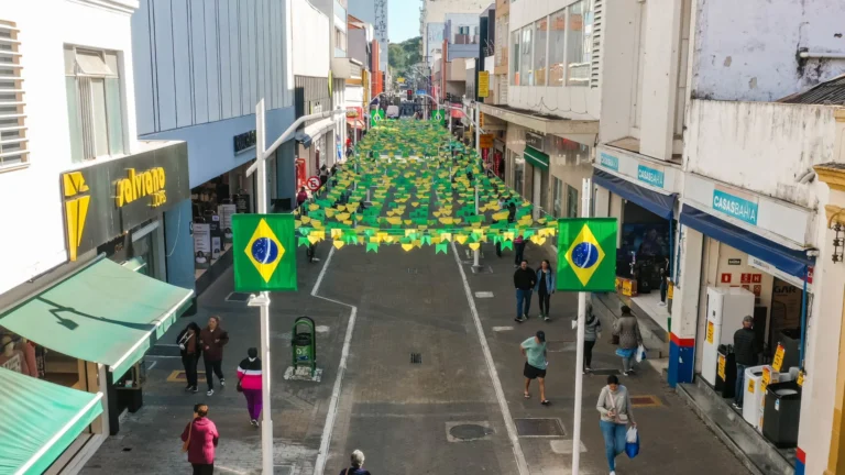Centro de Jundiaí se veste de verde e amarelo para Copa do Mundo 2026 Centro de Jundiaí se veste de verde e amarelo para Copa do Mundo 2026