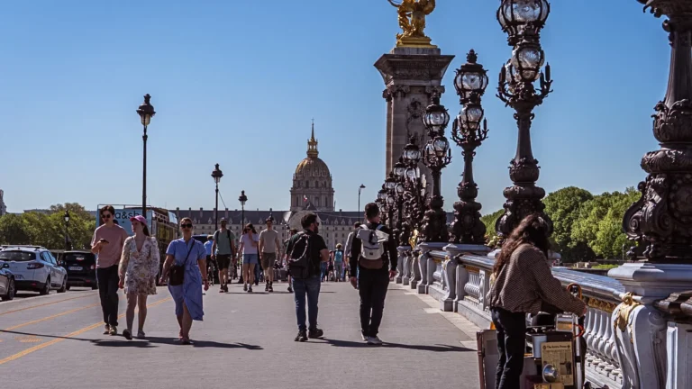 Calor Extremo na Île-de-France: Temperaturas Chegam a 39°C e Impactam o Dia a Dia