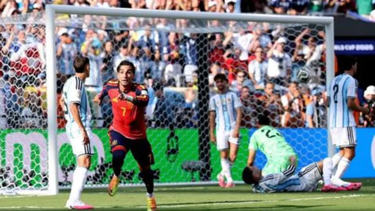 Espanha se aproxima do título com domínio contra Argentina na prorrogação