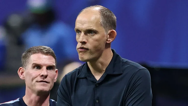 Críticas Severas às Táticas Defensivas de Tuchel Após Derrota da Inglaterra na Copa Críticas Severas às Táticas Defensivas de Tuchel Após Derrota da Inglaterra na Copa